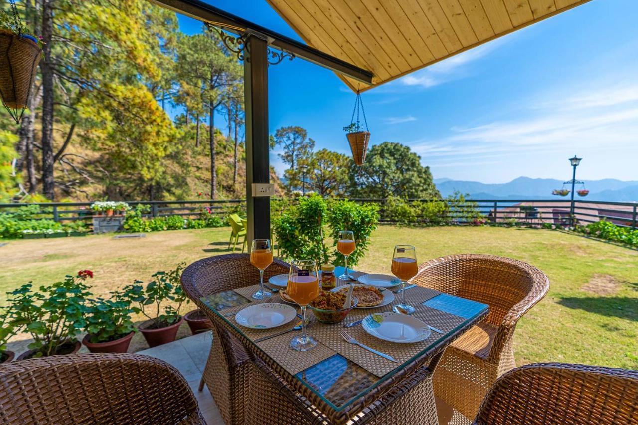 Stayvista At Floradale W Jacuzzi & Wood-Fire Pizza Kasauli Extérieur photo