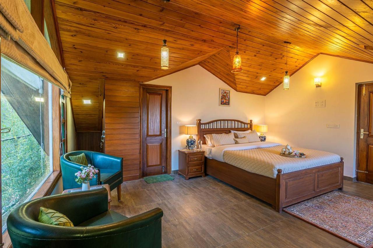 Stayvista At Floradale W Jacuzzi & Wood-Fire Pizza Kasauli Extérieur photo